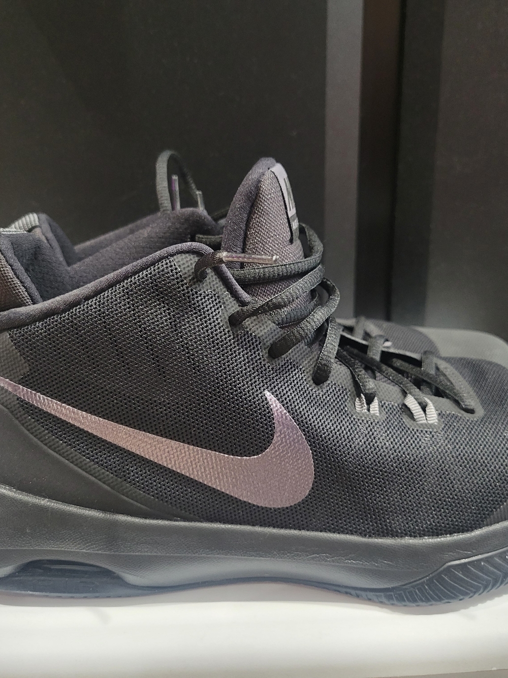 Nike Air Versitile NBK Black Mid-Top Sneakers with Metallic Lilac Swoosh